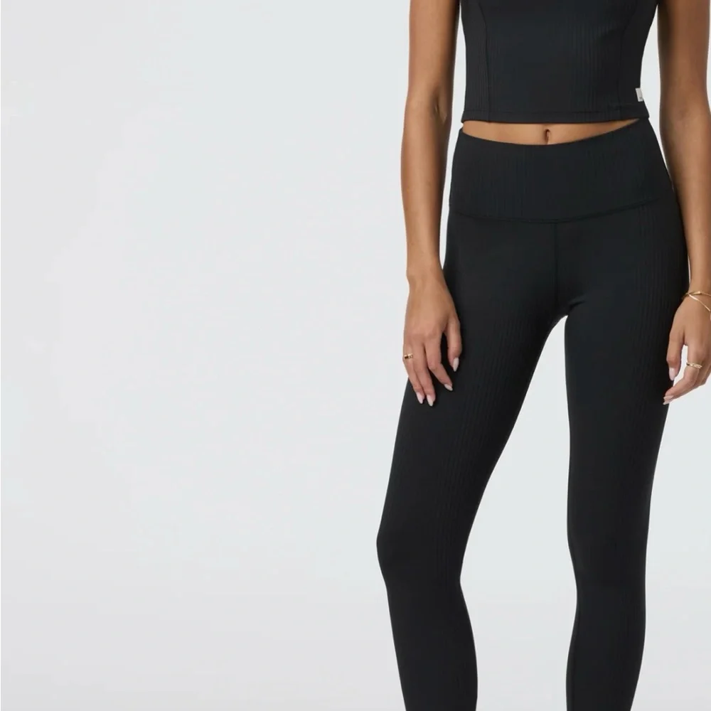 Inversion Rib Set. Vuori Black Ribbed Women's - Picture 4 of 6